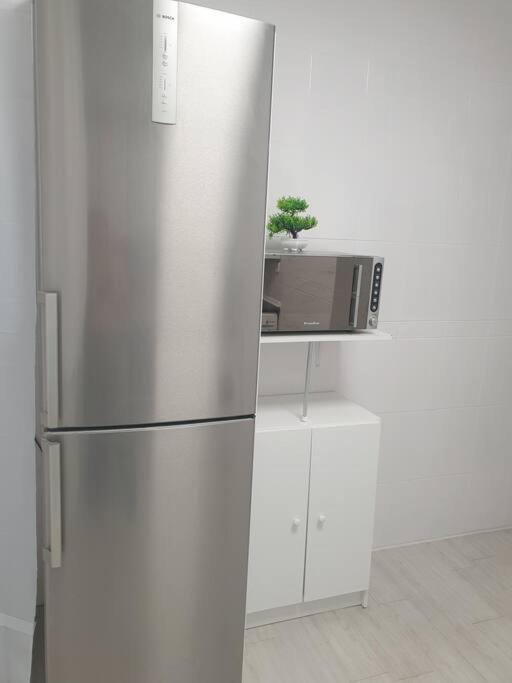 Apartamento Eguzkilore. Logrono Luaran gambar